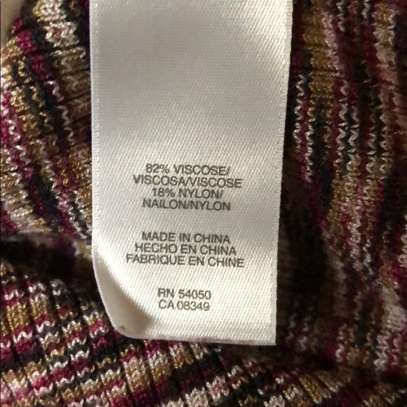 Super soft and super comfy. 3/4 Sleeve - Picture 4 of 8